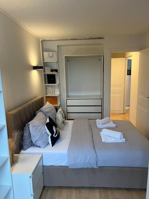 Appartement Paris Vue Tour Eiffel Trocadero المظهر الخارجي الصورة