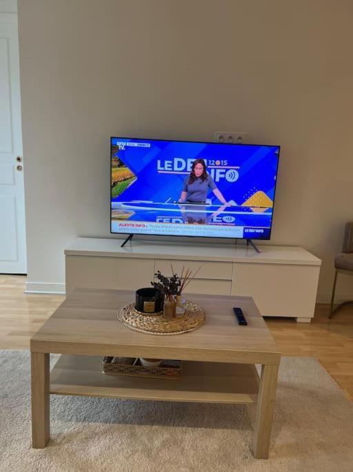 Appartement Paris Vue Tour Eiffel Trocadero المظهر الخارجي الصورة