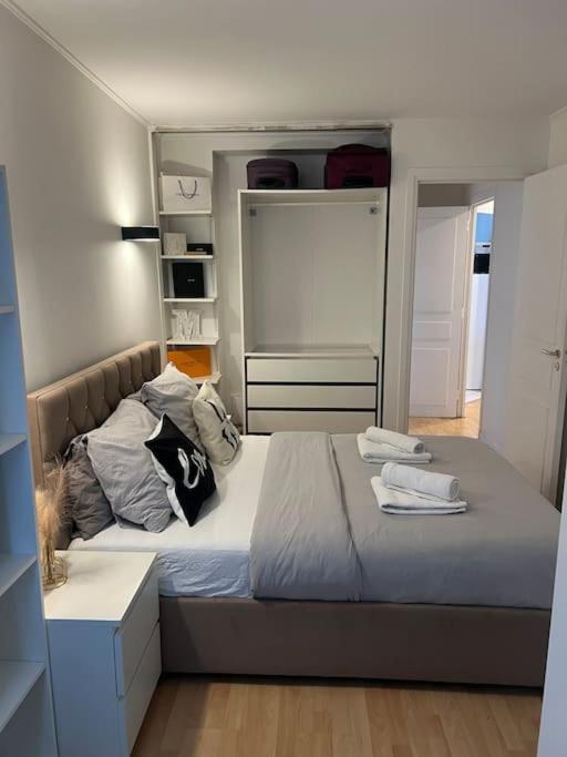 Appartement Paris Vue Tour Eiffel Trocadero المظهر الخارجي الصورة